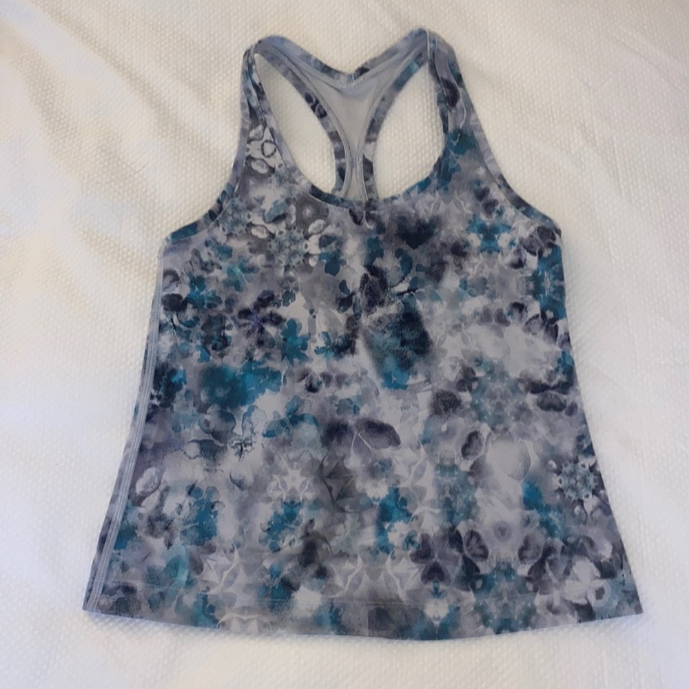 Lululemon tank top
